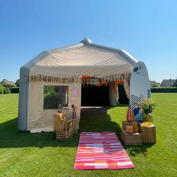 Opblaasbare beachbar 6x5 m